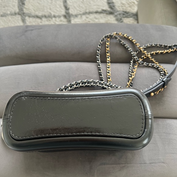 Chanel Gabrielle Hobo Calfskin - Picture 6 of 6